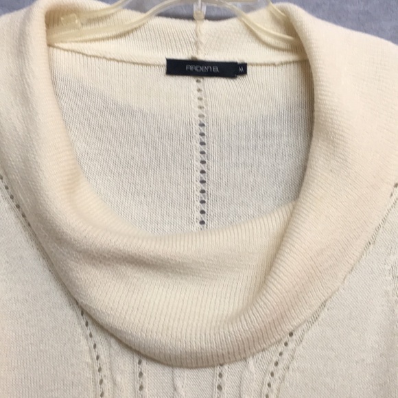 Arden B Scoop Neck w/ Cowl Wool Blend Short Sleeve Sweater - Picture 3 of 12